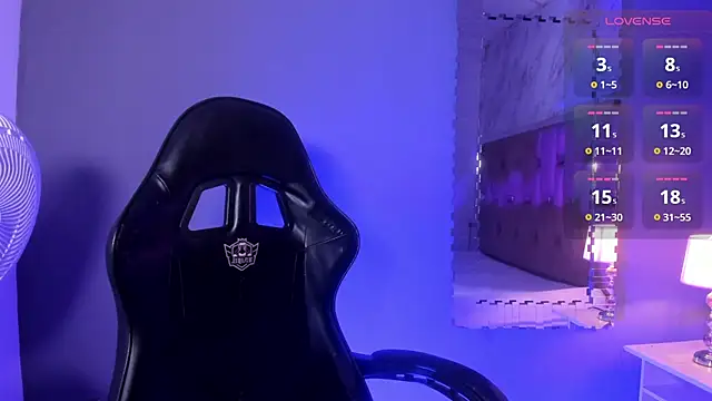 SheilaHunt stripchat live cam model
