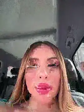 Alirawrz stripchat live cam model