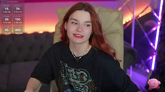 RedShinee stripchat live cam model
