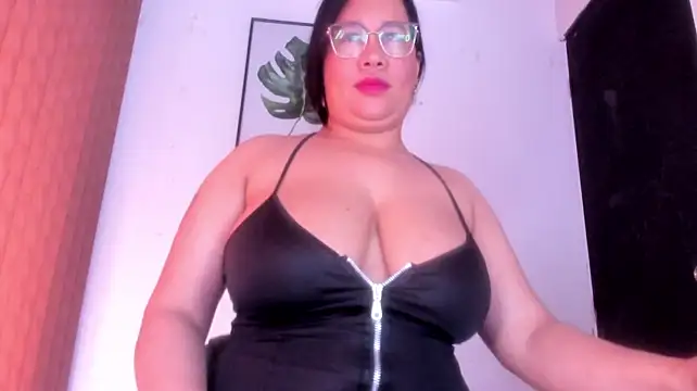 alondrabigtits stripchat live cam model