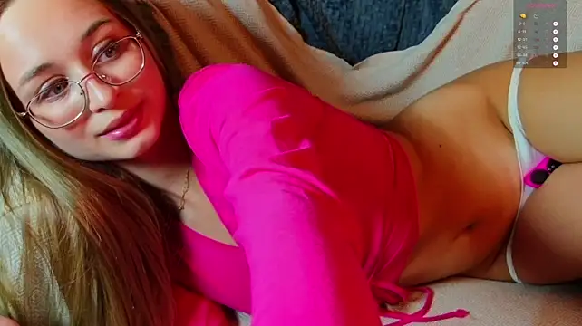 Tiffanyhunt stripchat live cam model
