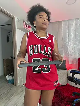 SilvannaFitt stripchat live cam model