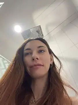 AmelieCrystal stripchat live cam model