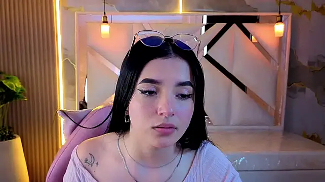 sophiadoll_tf stripchat live cam model