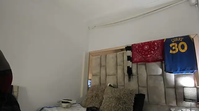 Titan_Moreno_ stripchat live cam model