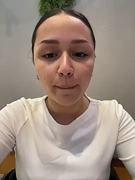 EvelynFly stripchat live cam model