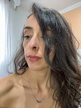 ScarletKings stripchat live cam model