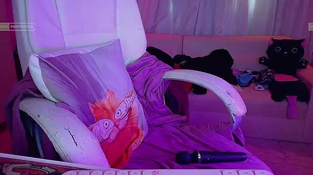 AllisonCatUwU stripchat live cam model