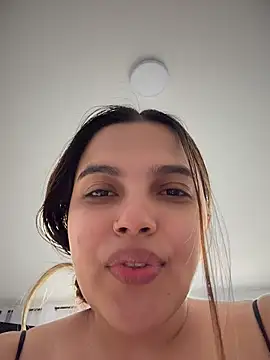 Colibri_xxx stripchat live cam model
