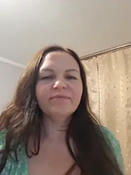 Meri_a stripchat live cam model