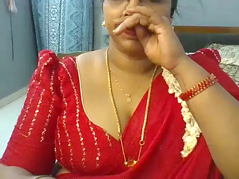 Tamil_hot_Meenu stripchat live cam model