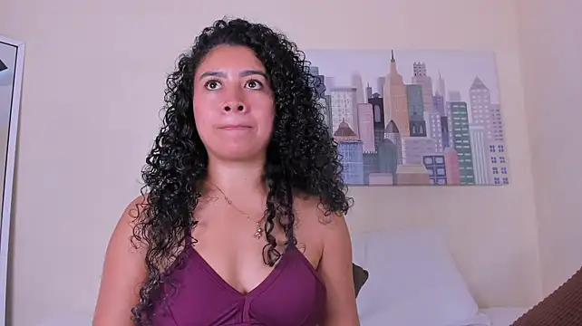 Tharawebstter stripchat live cam model