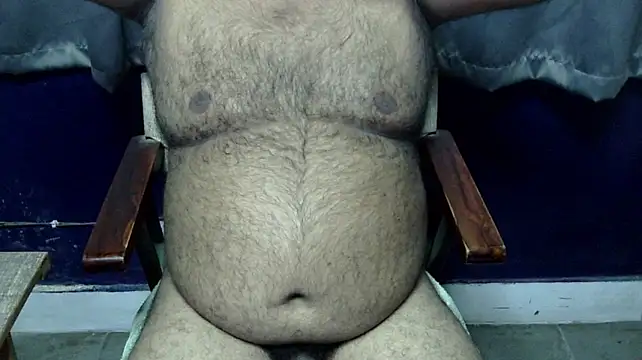 hairysubcub_70 stripchat live cam model