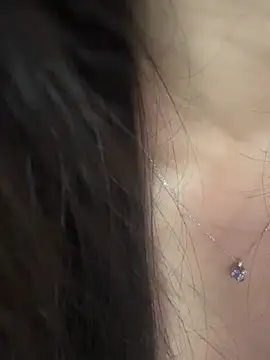 Lov3lily stripchat live cam model