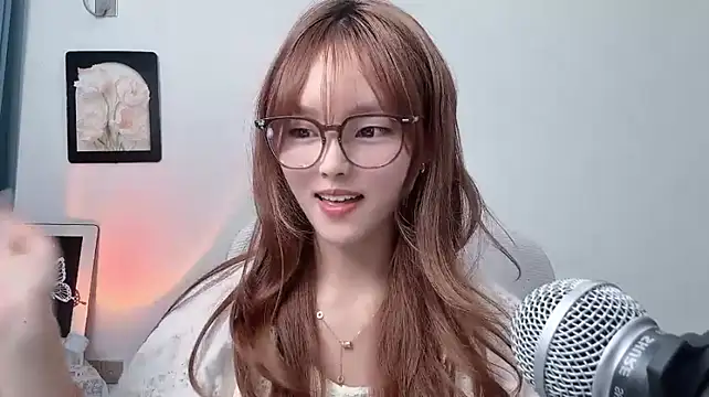pingping78 stripchat live cam model