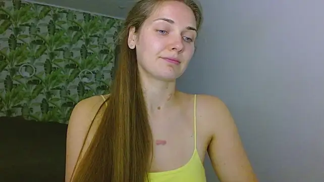 Olivia_shine stripchat live cam model