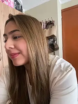 Miabonnett_ stripchat live cam model