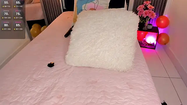 kristakinnky stripchat live cam model