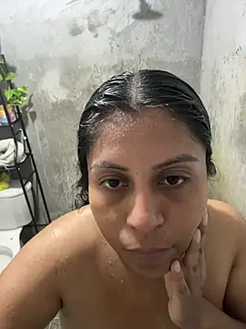 AstridHot94 stripchat live cam model
