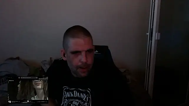underd0g stripchat live cam model