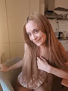 CuteAngelinaa stripchat live cam model