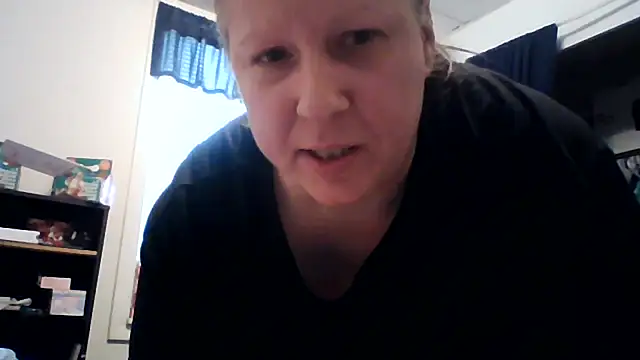 starlight1983 stripchat live cam model