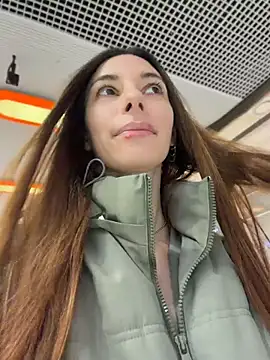 AmelieCrystal stripchat live cam model