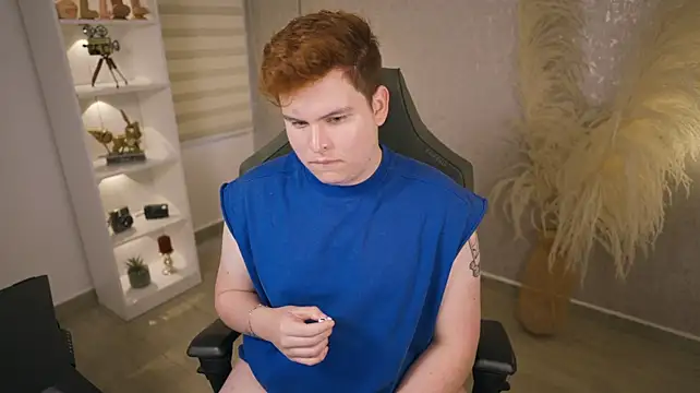 Erik_Stone stripchat live cam model