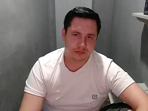 Max_Marlinn stripchat live cam model