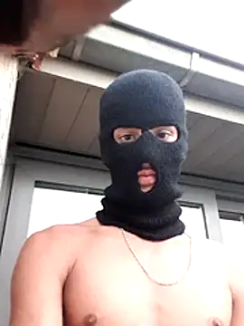 Claudiu23 stripchat live cam model
