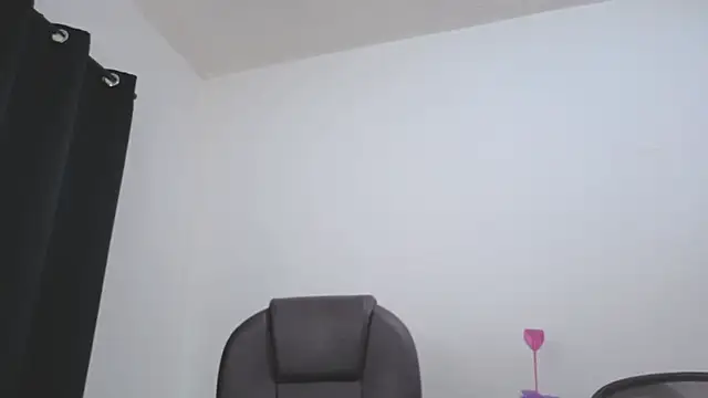 Kiara-Rider stripchat live cam model