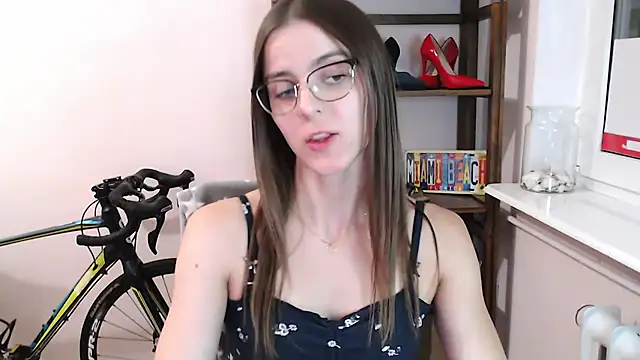 love_megi stripchat live cam model
