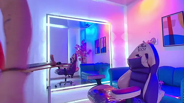 Madame_scarlett stripchat live cam model
