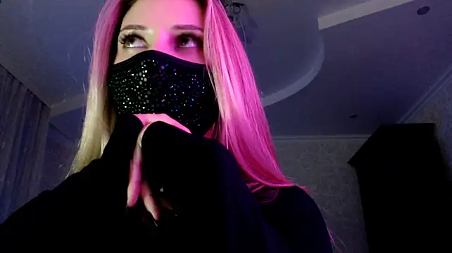 Iris_lave stripchat live cam model