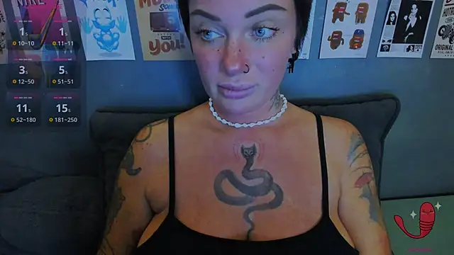 EllieOz stripchat live cam model