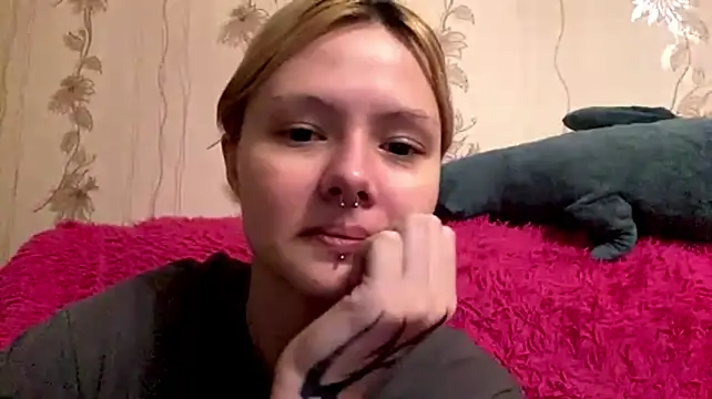 VerdieVillanveva stripchat live cam model