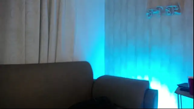 Axxel_White stripchat live cam model