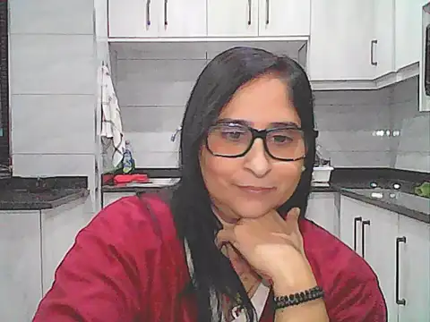Indiankushy stripchat live cam model