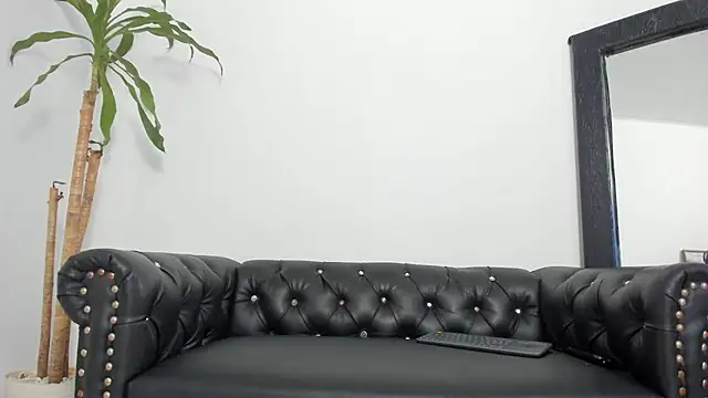 SSCARLETH_ stripchat live cam model