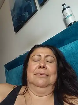 EmmaJhomson stripchat live cam model