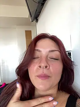 Danielaeliana stripchat live cam model