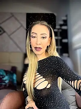 EvelinaGrey stripchat live cam model
