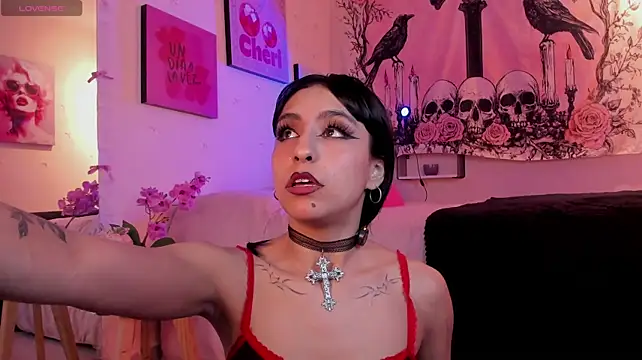 Maeve_Vampire stripchat live cam model