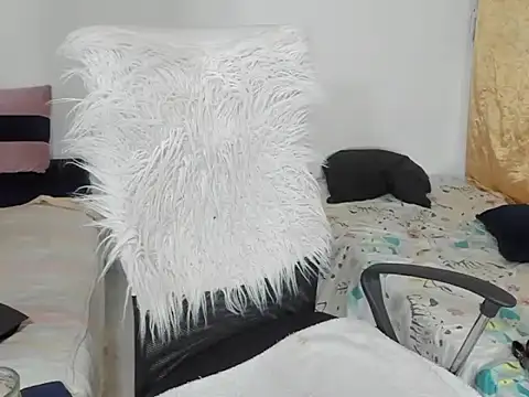 sarahlovexxv stripchat live cam model