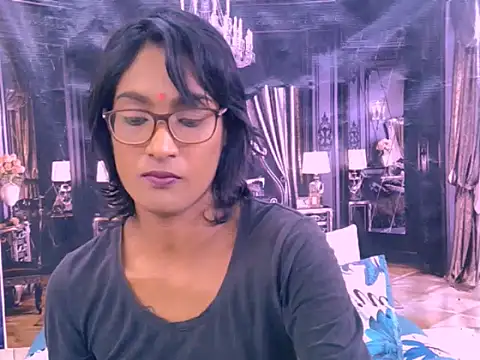 IndianRebel4u2Luv stripchat live cam model