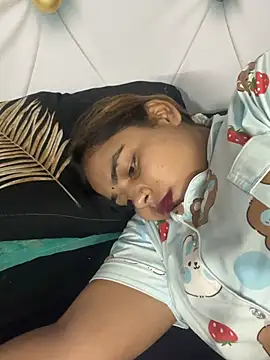Aayra_Joshi stripchat live cam model