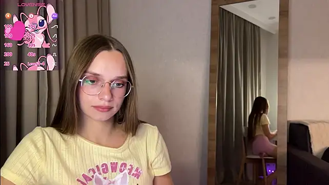 AmyYammy stripchat live cam model