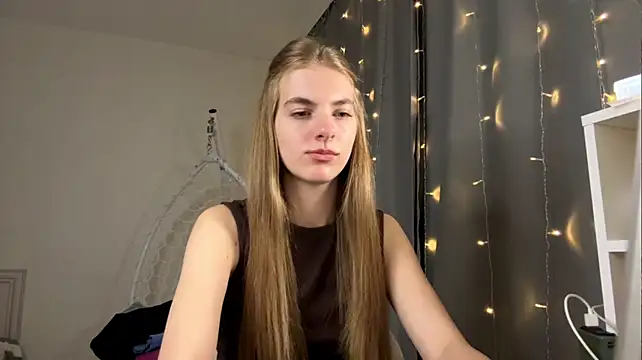 OdaSenate stripchat live cam model