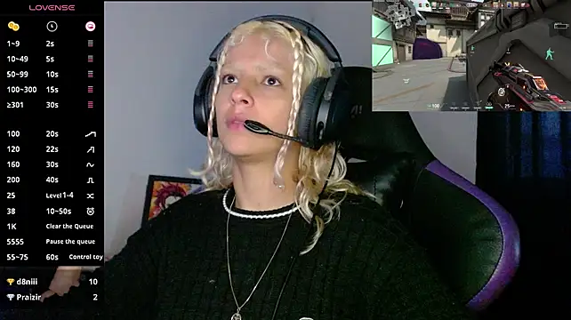 blondegamerr stripchat live cam model