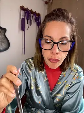 Goddess-Love- stripchat live cam model